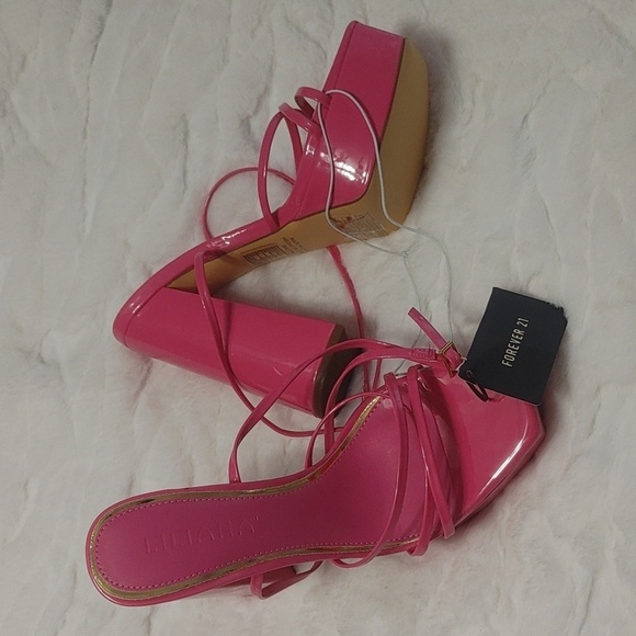 Forever 21 Shoes - NWT Forever 21 Hot Pink Open Toe Strappy Block 5" Heel with 1.5" Platform 8